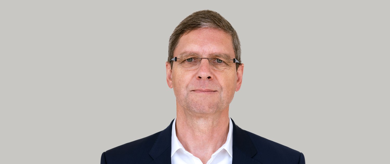 Dr. Christoph Labude