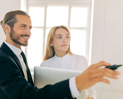 Eine Marketingstrategie entwickeln und umsetzen