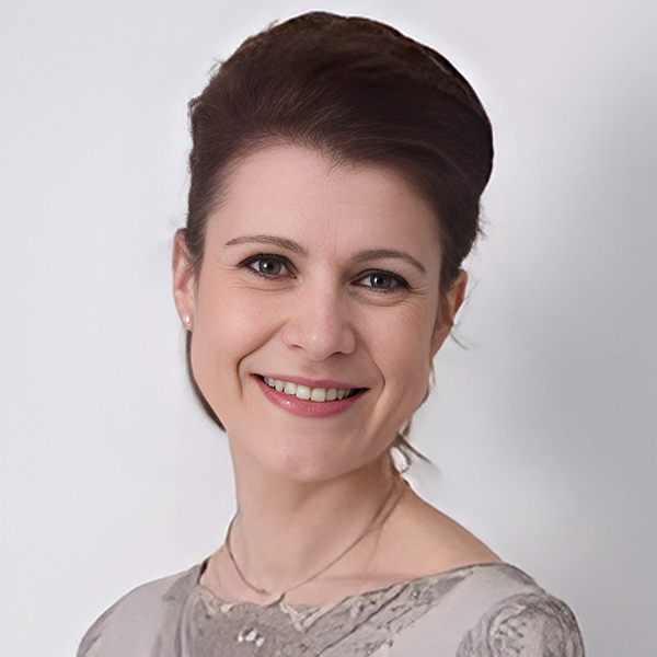 Porträt von Elke Wolf