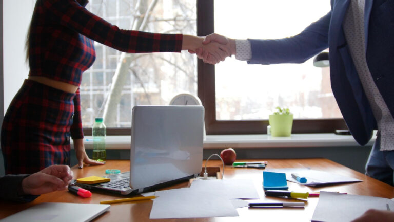 Verkaufs­verhandlung: 10 Strategien für mehr Preisstabilität